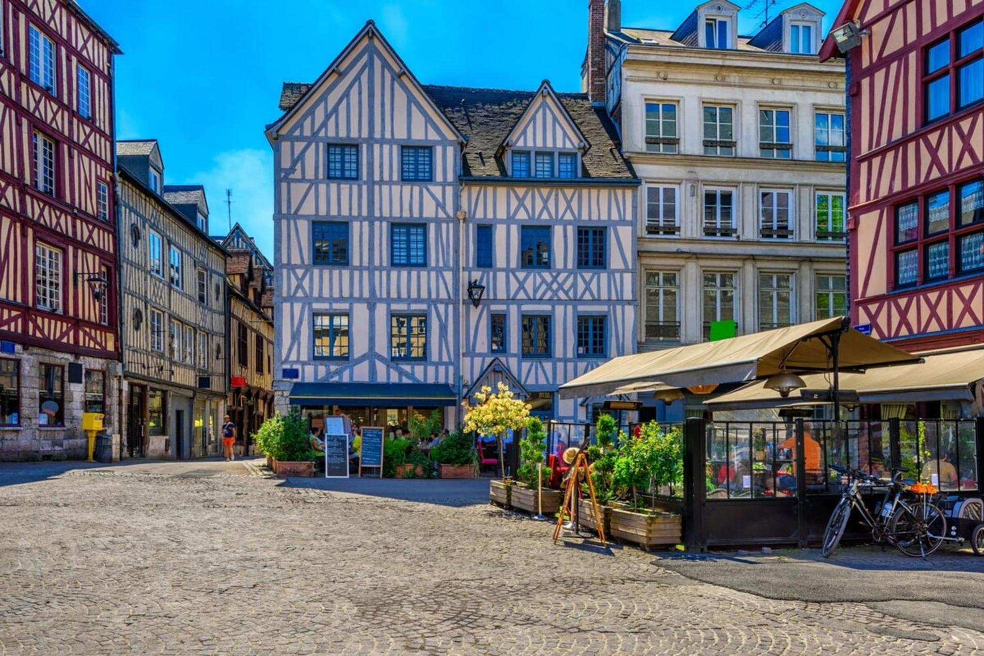 Elisa Contemporain Au Coeur De La * Rouen
